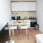 6-8 m2 Küche effizient planen: Layouts, Stauraum, Geräte und Kosten