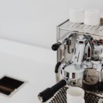 Waschmaschine in der Küche integrieren: Anschlüsse, Maße, Schallschutz, Fronten und Kosten