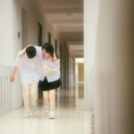 Sockelleisten mit Kabelkanal nachrüsten: Auswahl, Montage, Ecken, Übergänge und Kosten