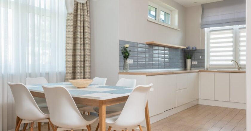 Esstisch-Beleuchtung richtig planen: Höhe, Lumen, Dimmen, Blendfreiheit und Kosten