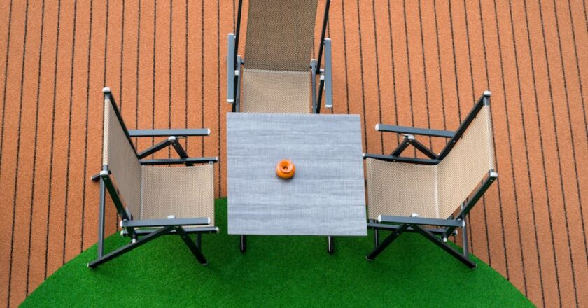 WPC- oder Holz-Terrassendielen verlegen: Planung, Unterkonstruktion, Gefälle, Montage, Pflege und Kosten