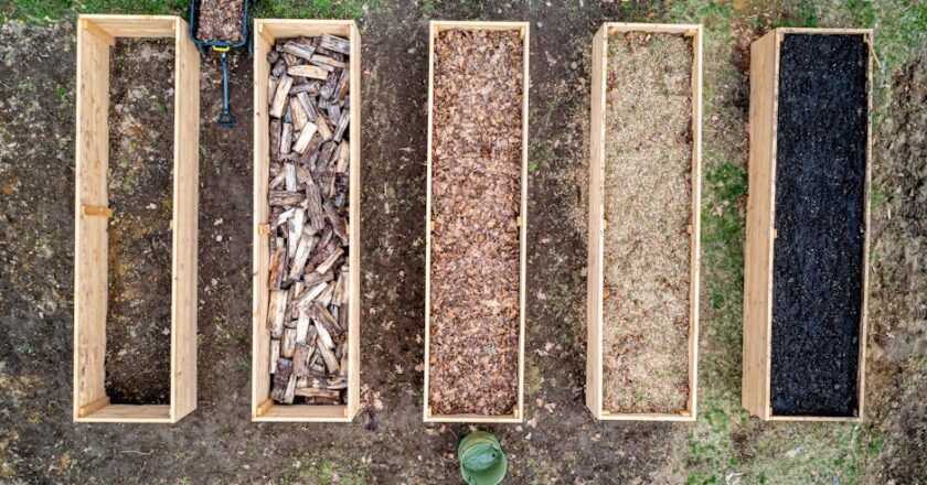 Hochbeet im Garten planen und bauen: Maße, Materialien, Füllung, Bewässerung und Kosten