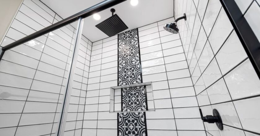 Badewanne raus, Dusche rein: Kosten, Planung und typische Fehler im Bestand