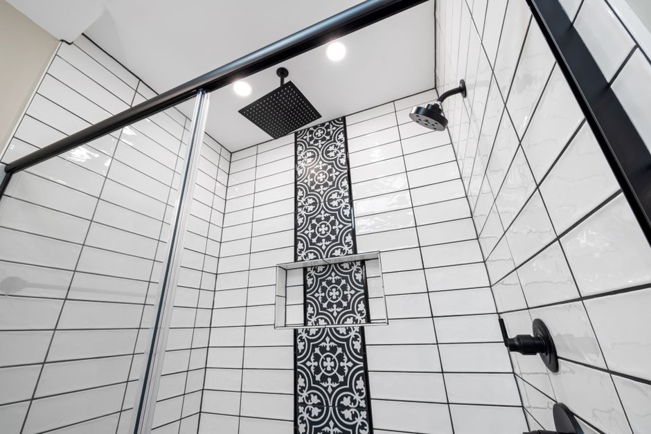 Badewanne raus, Dusche rein: Kosten, Planung und typische Fehler im Bestand