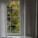 Fenster einstellen und abdichten wie ein Profi: Beschläge justieren, Dichtungen tauschen, Spaltlüftung und Kosten